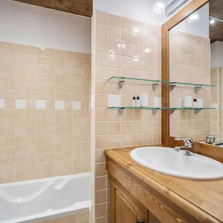 200m Slopes - Manora - La Tania