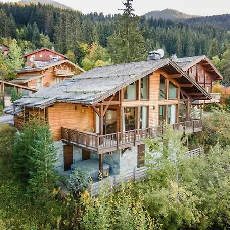 200m Slopes - Manora - La Tania شاليه كورشوفيل